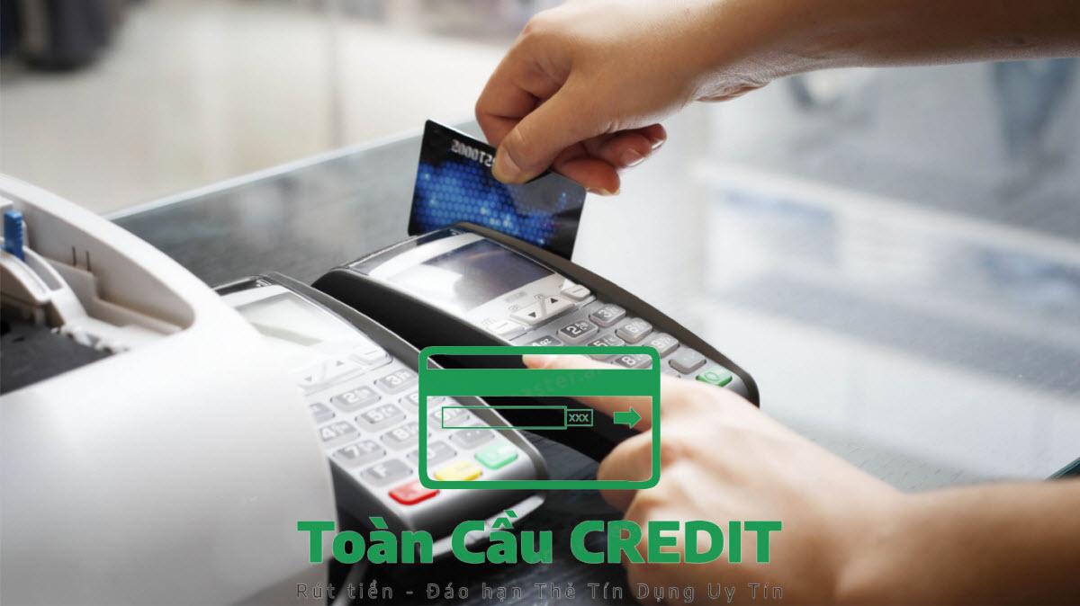 Rút tiền thẻ tín dụng techcombank